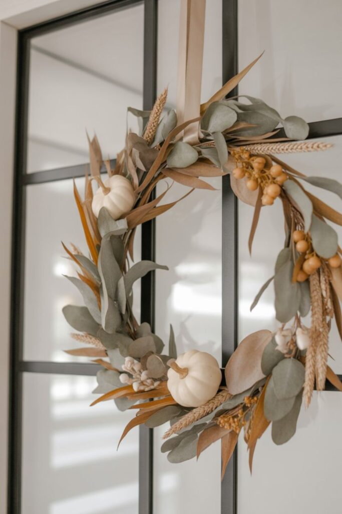 Chic & Modern Fall Porch Decorating Ideas for Your Entry 4 Create a Minimal Fall Wreath